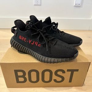 [Like new] Yeezy black sneakers